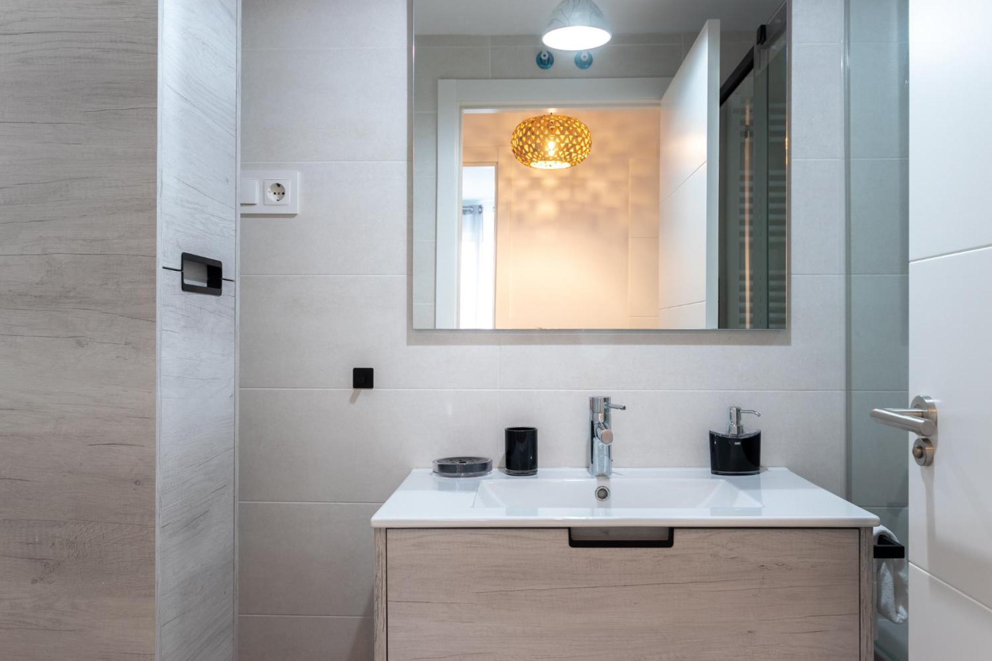 Xirimiri Apartment By People Rentals Bilbao Exterior foto